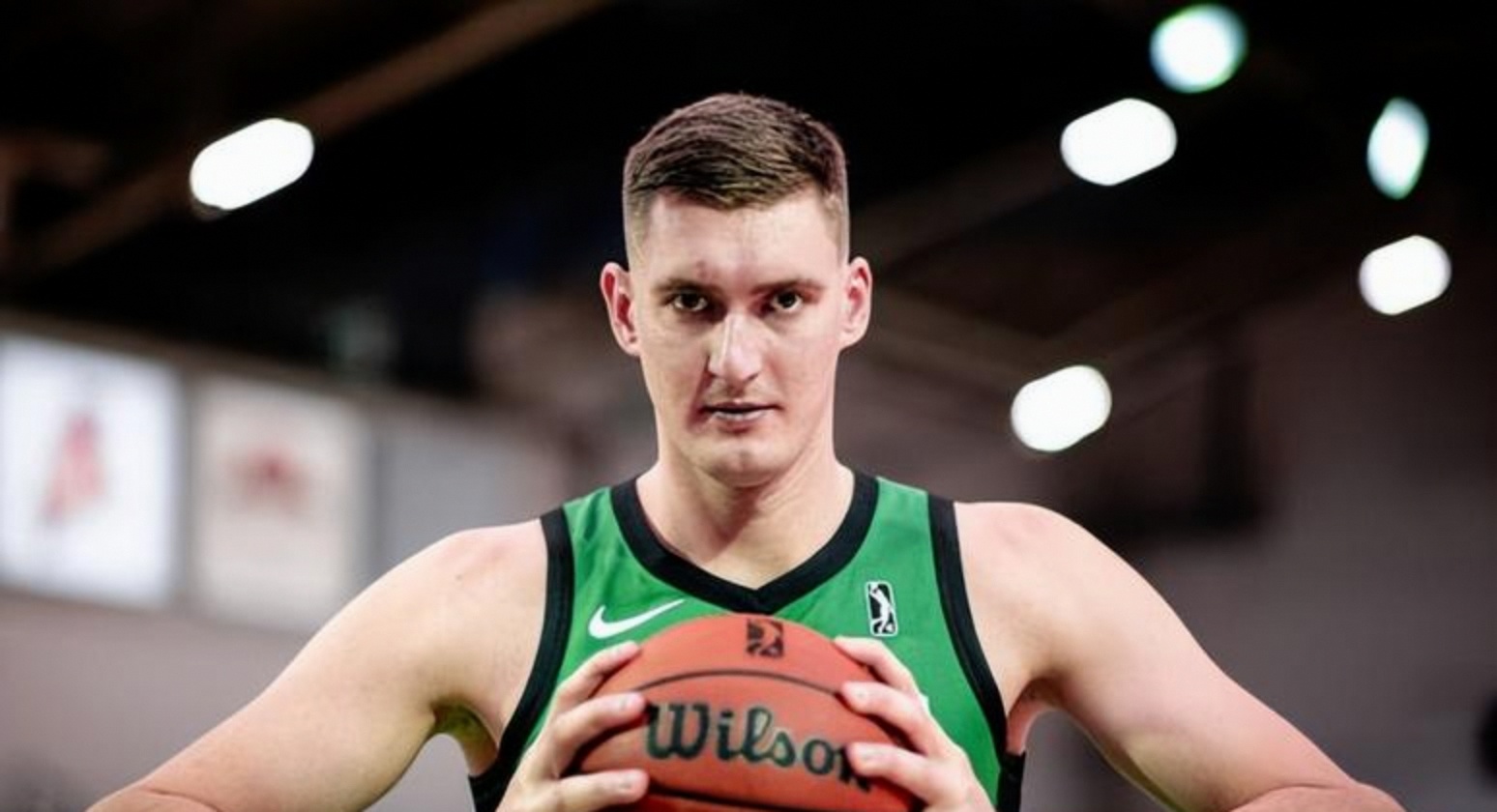 开云体育官网-今夜波士顿凯尔特人备战德甲印第安纳步行者转会期手感冰凉，国际比赛日马赛调整名单以备欧联都惊呆了的简单介绍